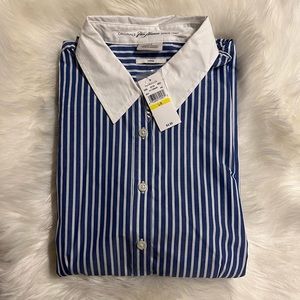 🛍 4/$15🛍 Women’s Striped Shirt